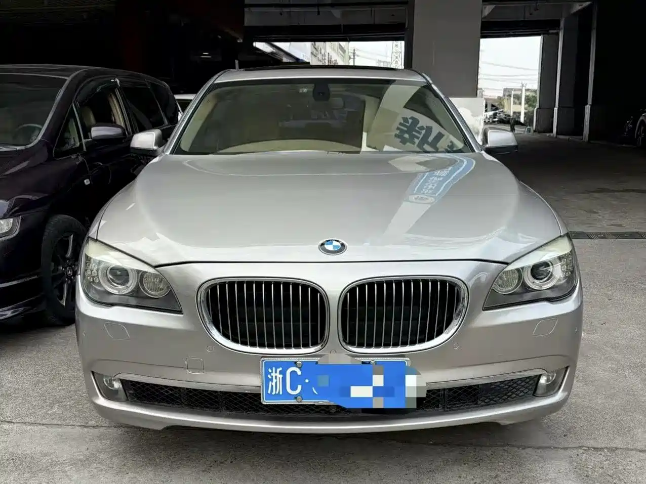 BMW 7 Series 2011 740Li Steinway Limited Edition фото 2