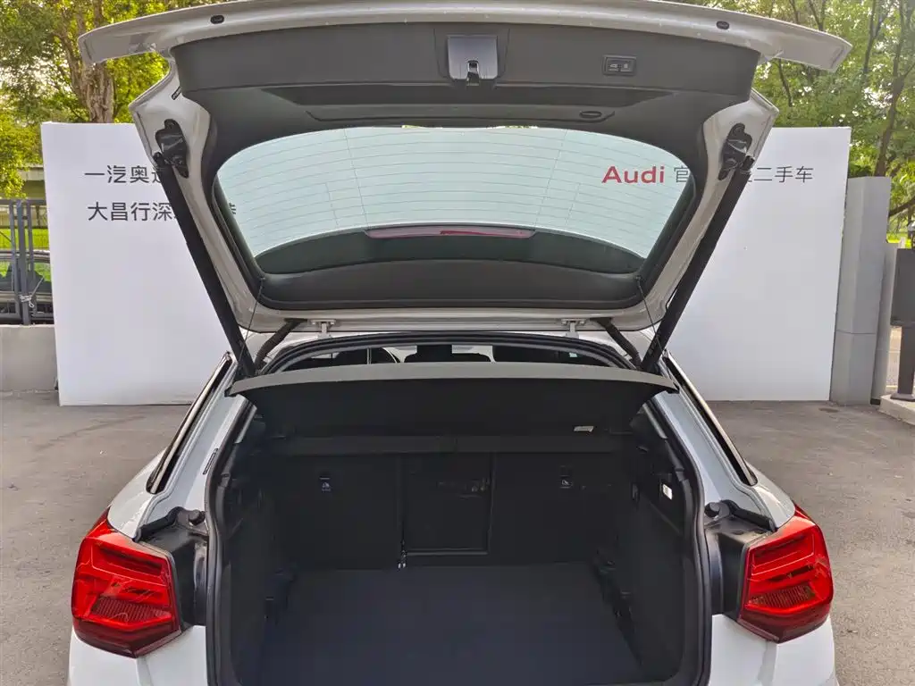 Audi Q2L 2022 35 TFSI Fashion Dynamic фото 9