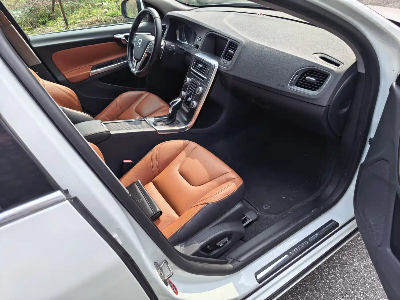 Фото 5 - Volvo V60