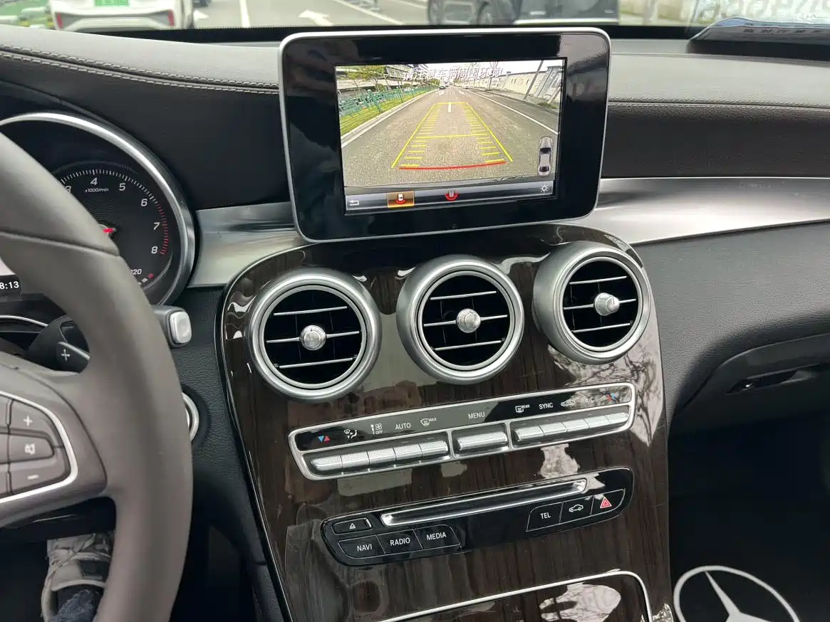 Mercedes-Benz GLC 2019 GLC 260 4MATIC Dynamic фото 6