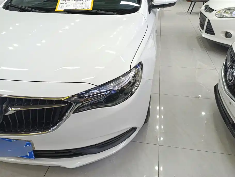 Buick Excelle 2021 Exemplar 1.5L Auto Elite фото 5