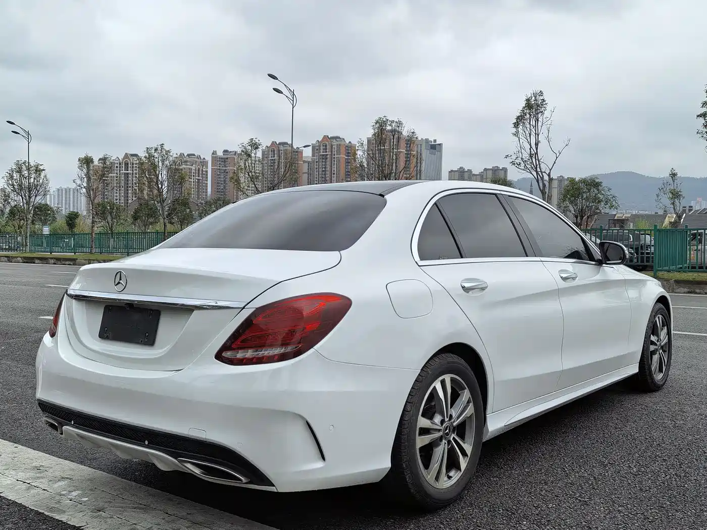 Mercedes-Benz C-Class 2015 C 200 L Sport фото 13