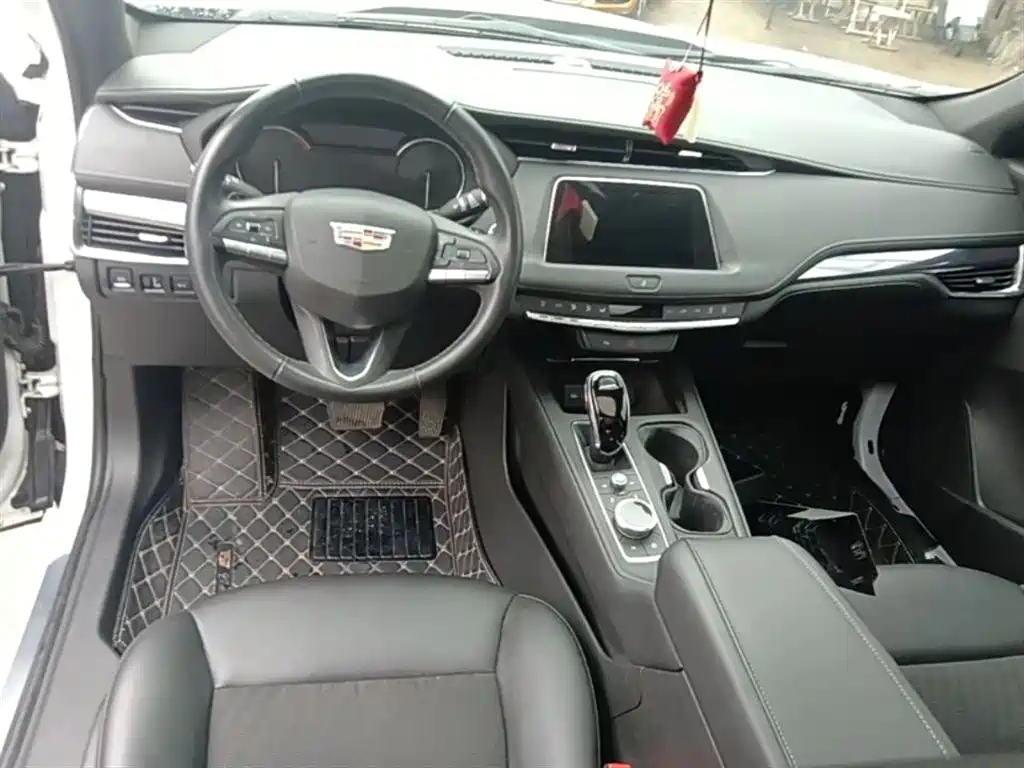 Cadillac XT4 2021 28T FWD Technology Edition фото 10