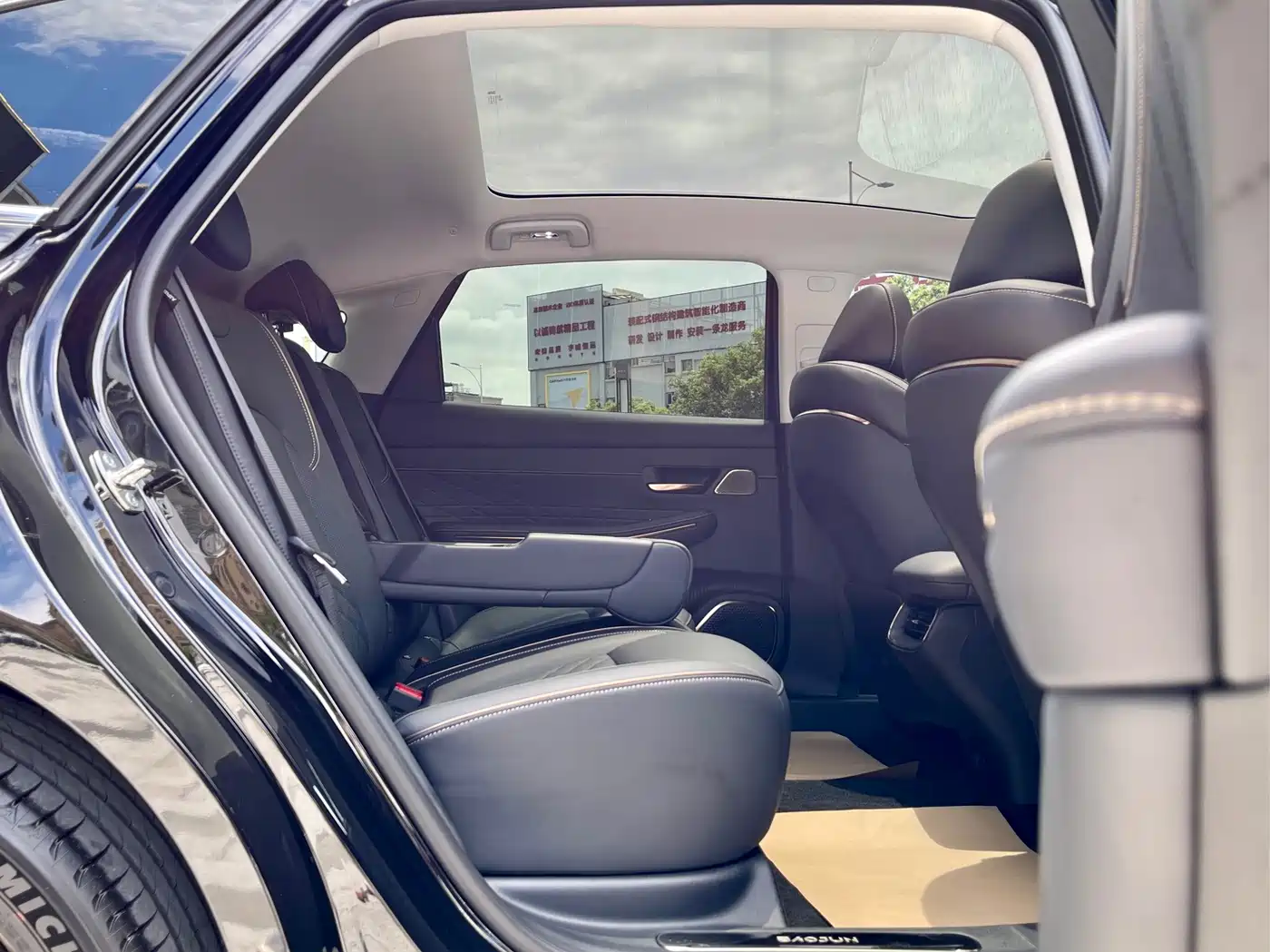Baojun Enjoyment 2025 2025 PHEV 140km Luxury Edition