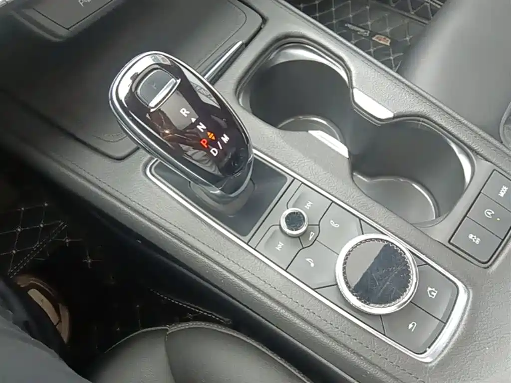 Cadillac XT4 2021 28T FWD Technology Edition фото 14
