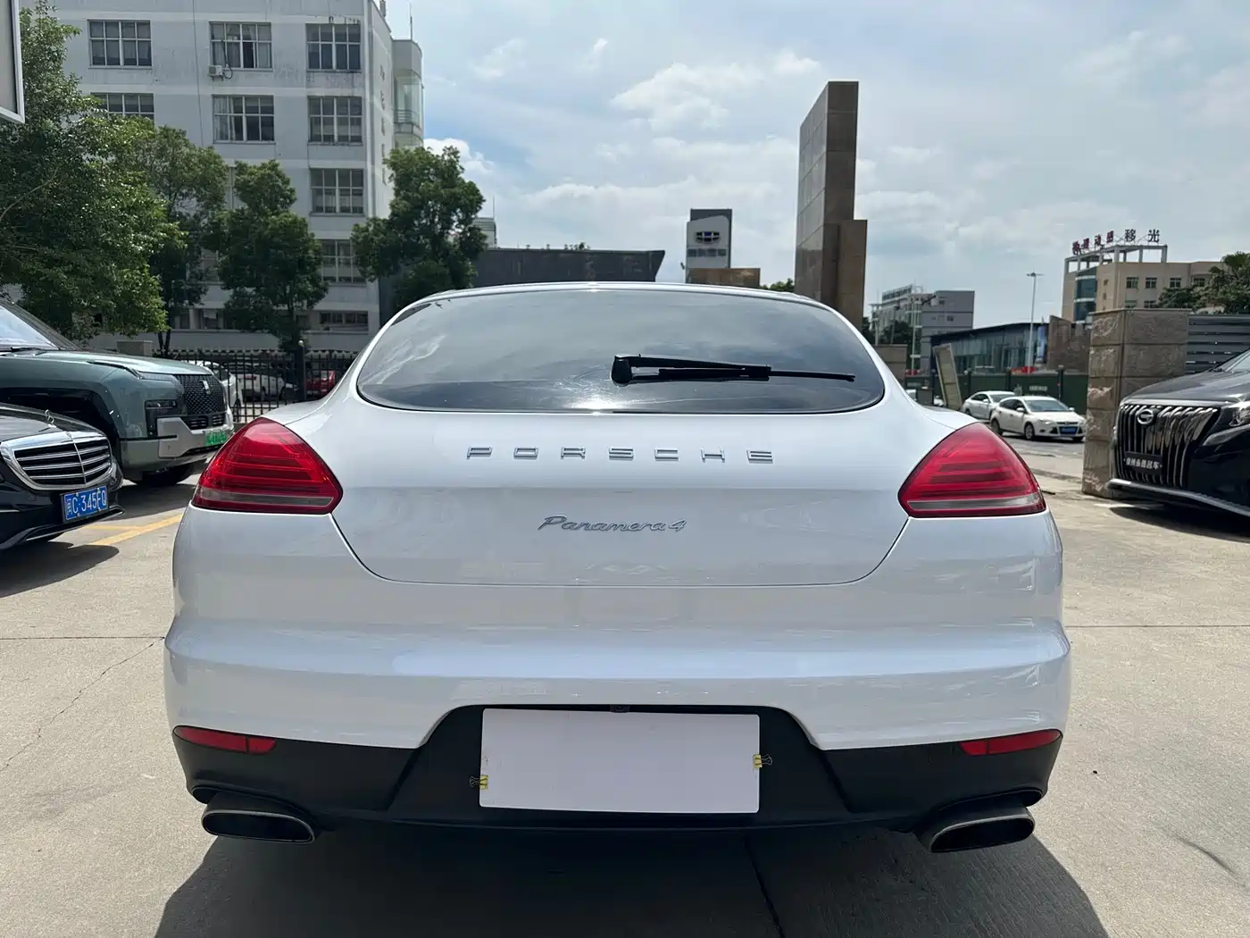 Porsche Panamera 2014 Panamera 4 3.0T фото 5