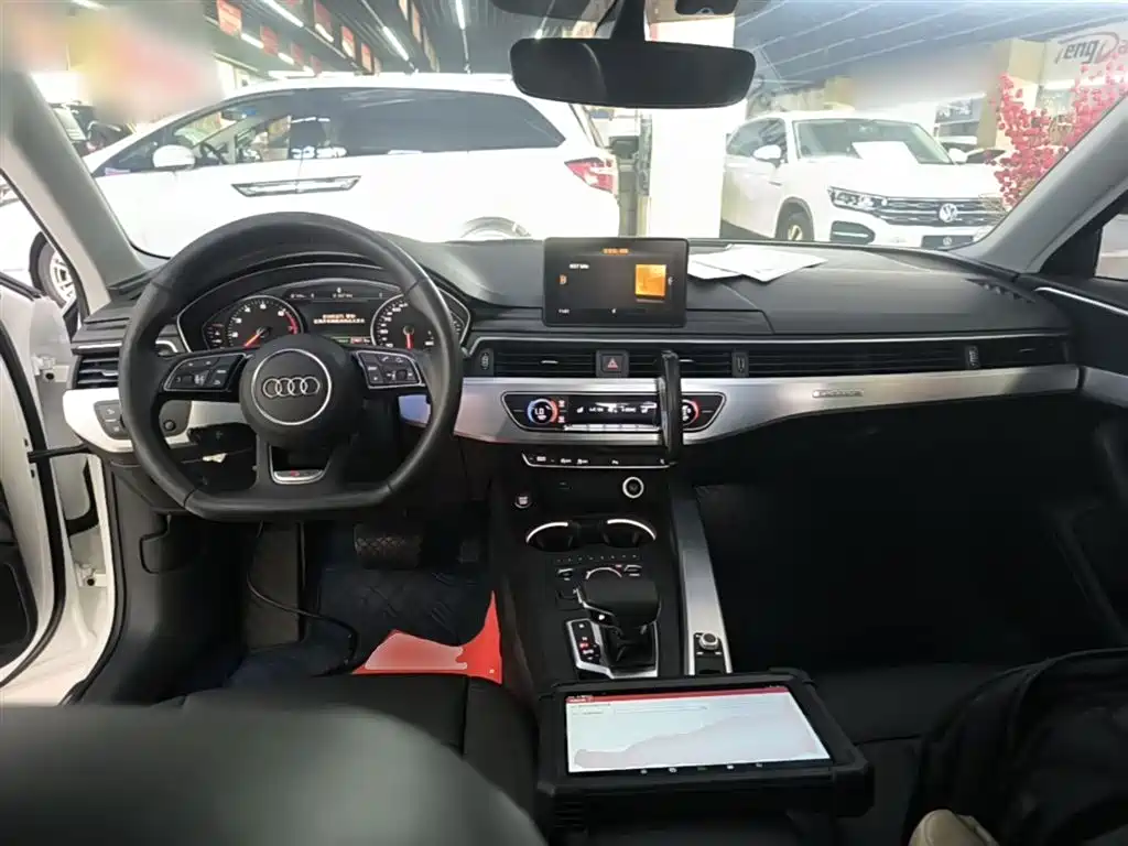 Audi A4L 2019 45 TFSI quattro Personality Sport (China V) фото 10