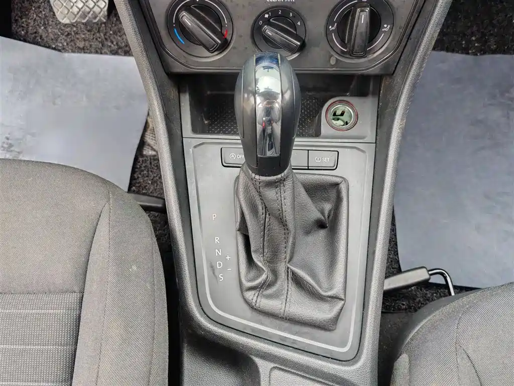 Volkswagen Lavida 2019 Lavida Start 1.5L Auto Trend (China VI) фото 7