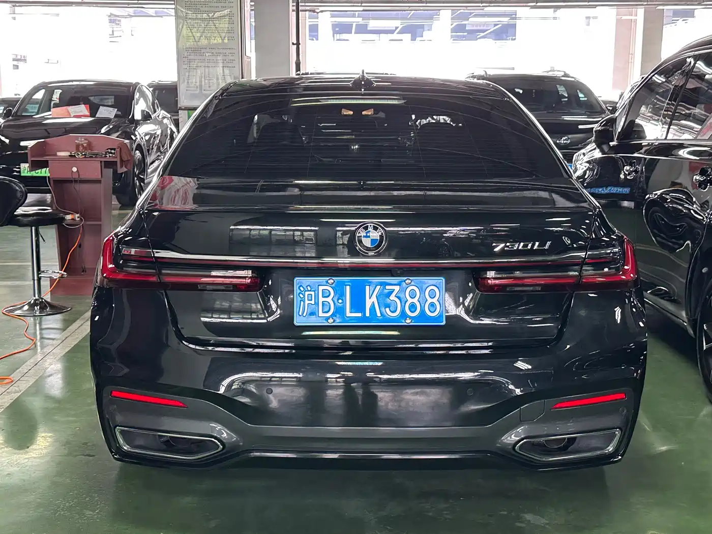 BMW 7 Series 2021 Model 730Li M Sport Package фото 11
