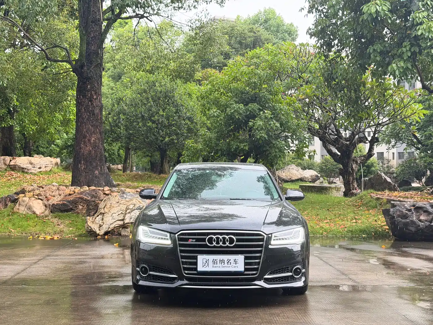 Audi A8 2011 2011 A8L 3.0 TFSI quattro Comfort (213kW)