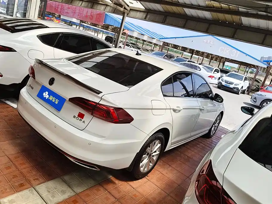 Volkswagen Bora 2019 1.5L Manual Comfort Model фото 3