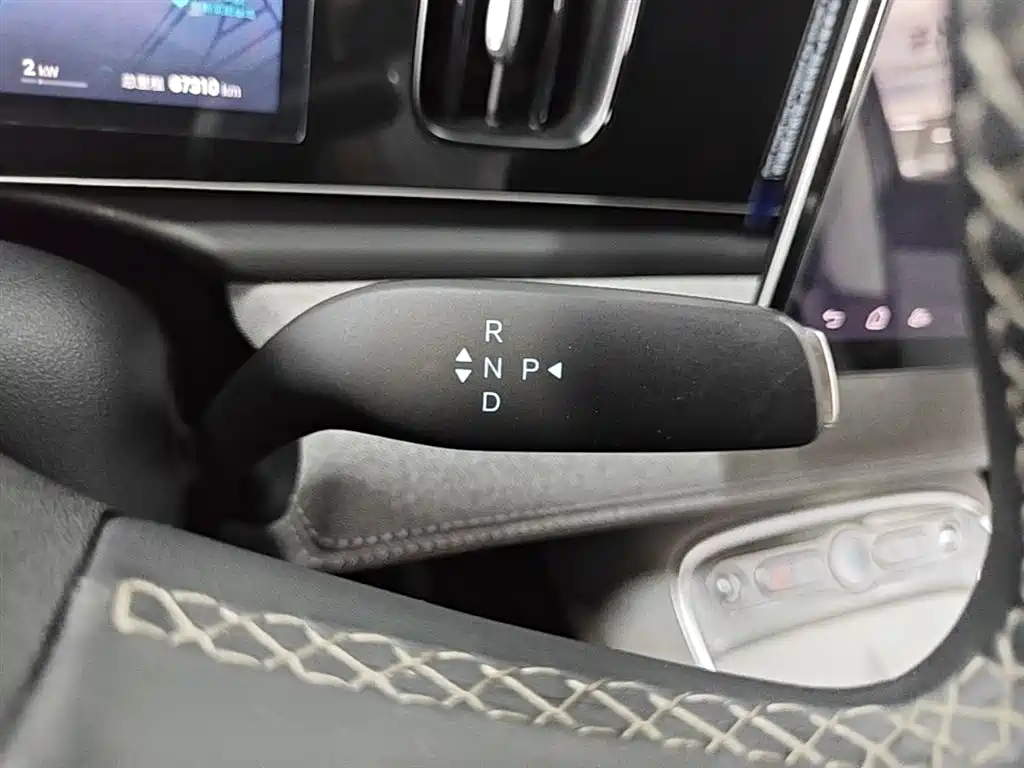 BYD Hai Shi 05 EV 2025 520KM Smart Navigation Edition фото 14