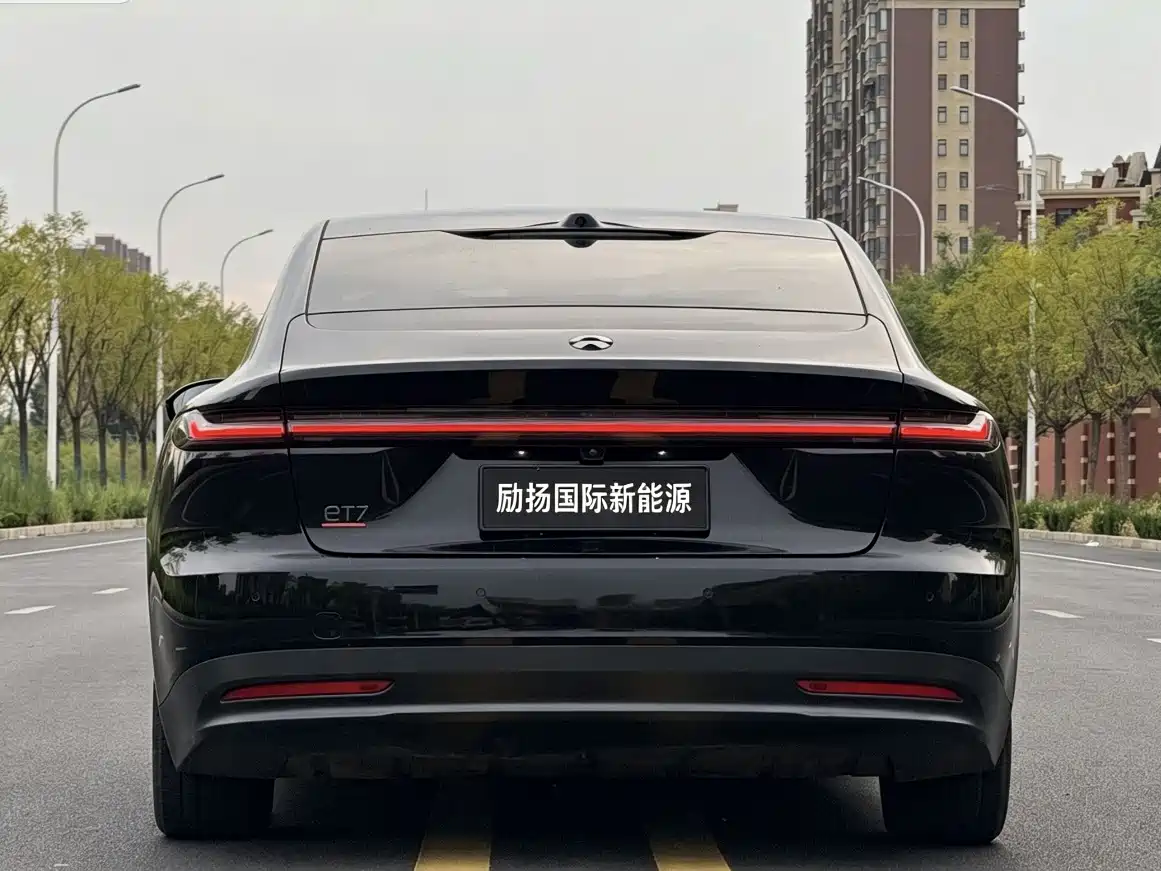 NIO ET7 2023 2022 75kWh