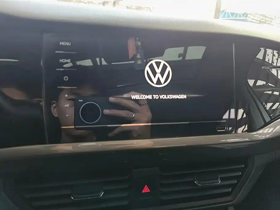 Volkswagen Bora 2019 1.5L Manual Comfort Model фото 13