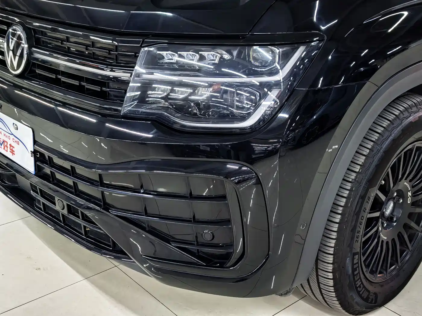 Volkswagen Teramont 2024 Touareg X 530 V6 4WD Dragon Auspicious Edition фото 10