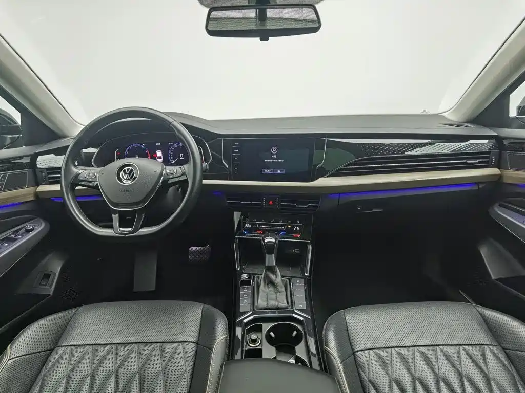 Фото 5 - Volkswagen Passat