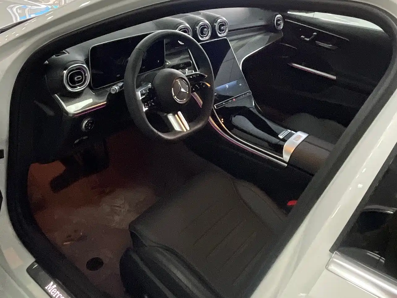 Mercedes-Benz C-Class 2025 C 260 L фото 11