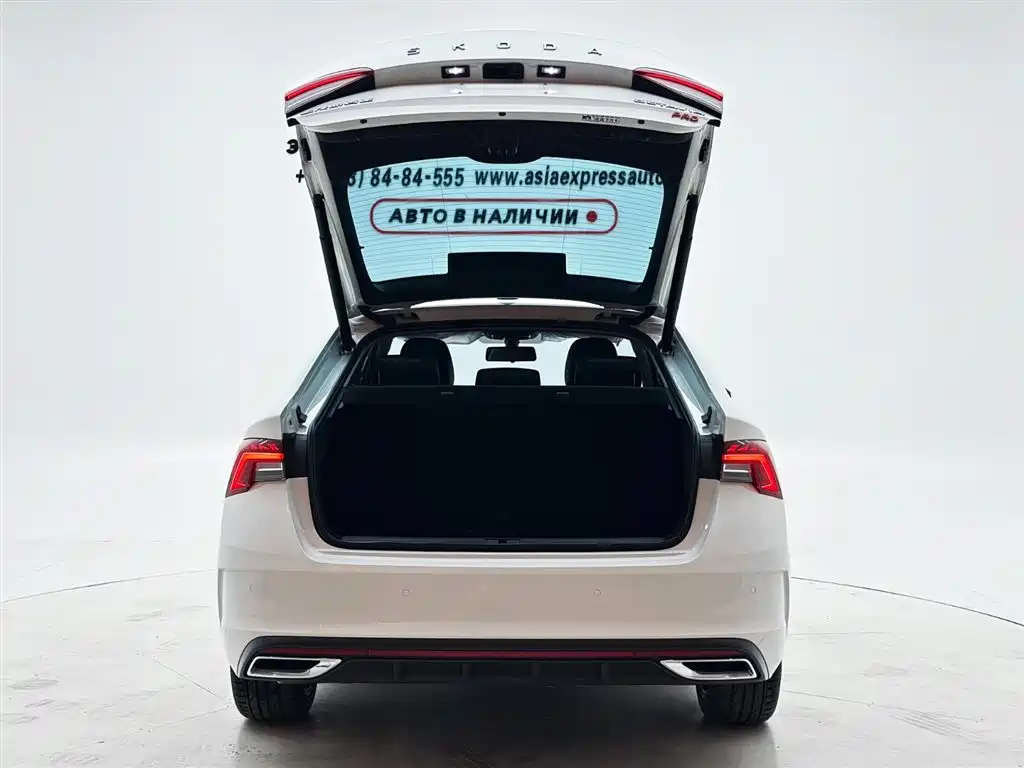 Škoda Octavia 2024 2023 Facelift PRO TSI280 Premium Edition