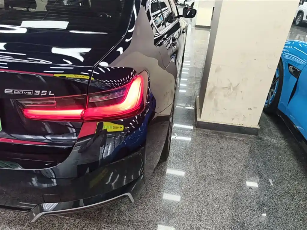 BMW i3 2022 eDrive 35 L фото 8