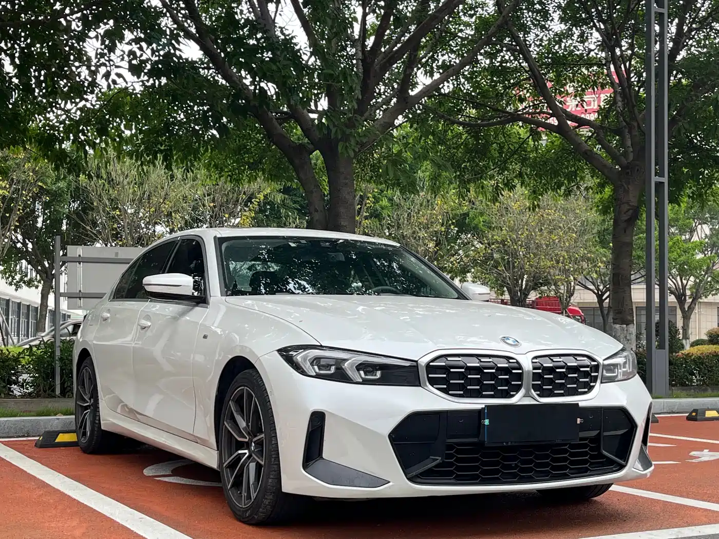 BMW 3 Series 2023 325Li M Sport Package фото 3