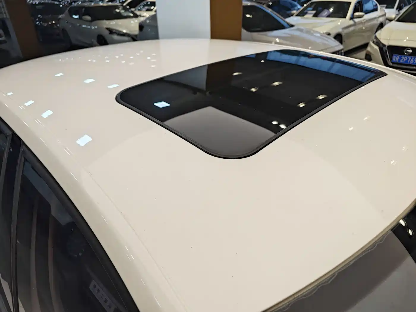 Škoda Rapid 2016 1.6L Automatic Pioneer Edition фото 31