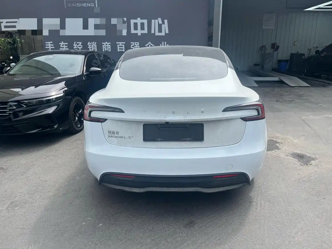 Tesla Model 3 2023 Long Range All-Wheel Drive фото 8
