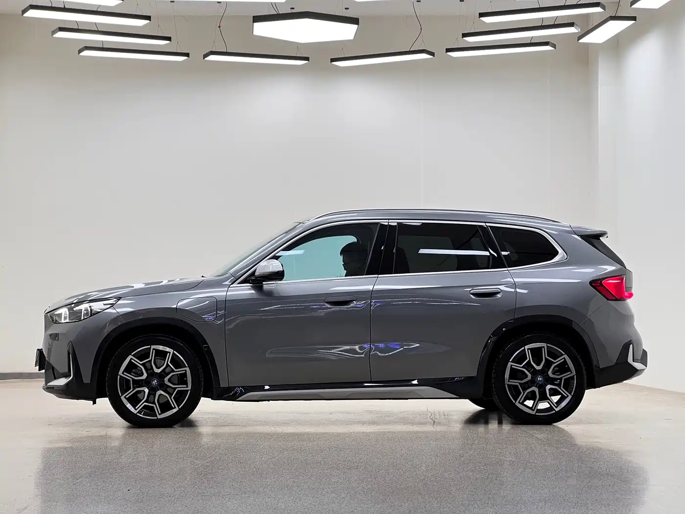 BMW iX1 2023 2023 xDrive30L X Design Package