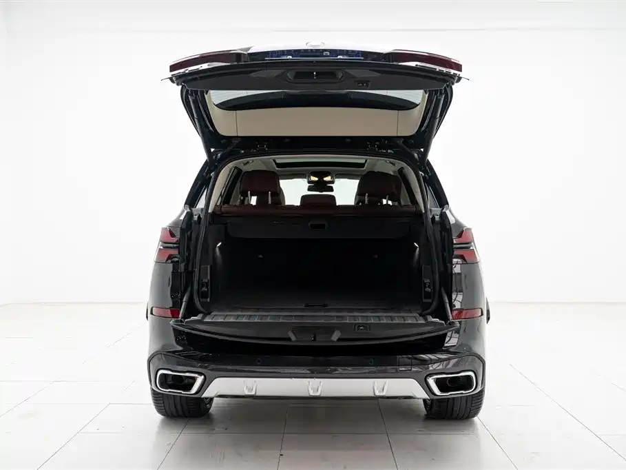BMW X5 2023 xDrive 30Li Premium M Sport Package фото 14