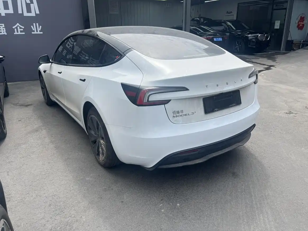 Tesla Model 3 2023 Long Range All-Wheel Drive фото 9