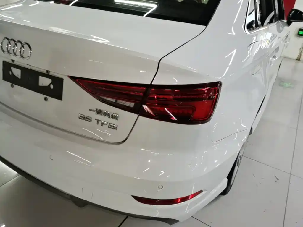 Photo 8 - Audi A3