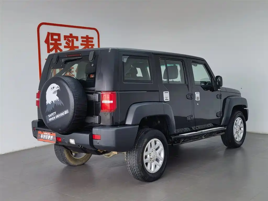 BAIC ORV Beijing Offroad BJ40 2016 Model 40L 2.0T Manual 4WD Premium фото 2