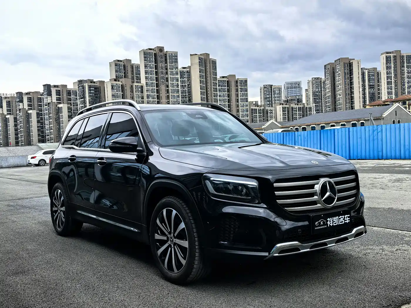 Mercedes-Benz GLB 2025 Model GLB 220 Fashion Style фото 3