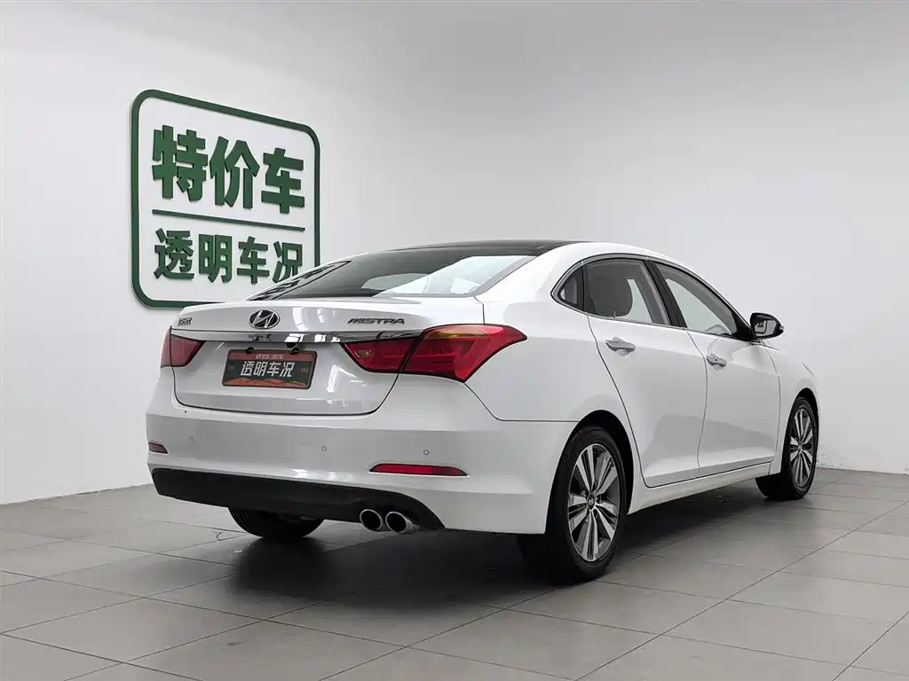 Hyundai Mistra 2014 1.8L Auto Premium DLX фото 2