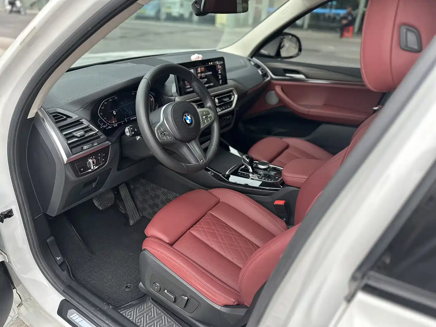 BMW X3 2023 Facelift xDrive30i Leading M Night Package фото 9