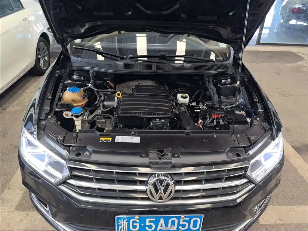 Volkswagen Bora 2018 1.5L Automatic Comfort фото 20