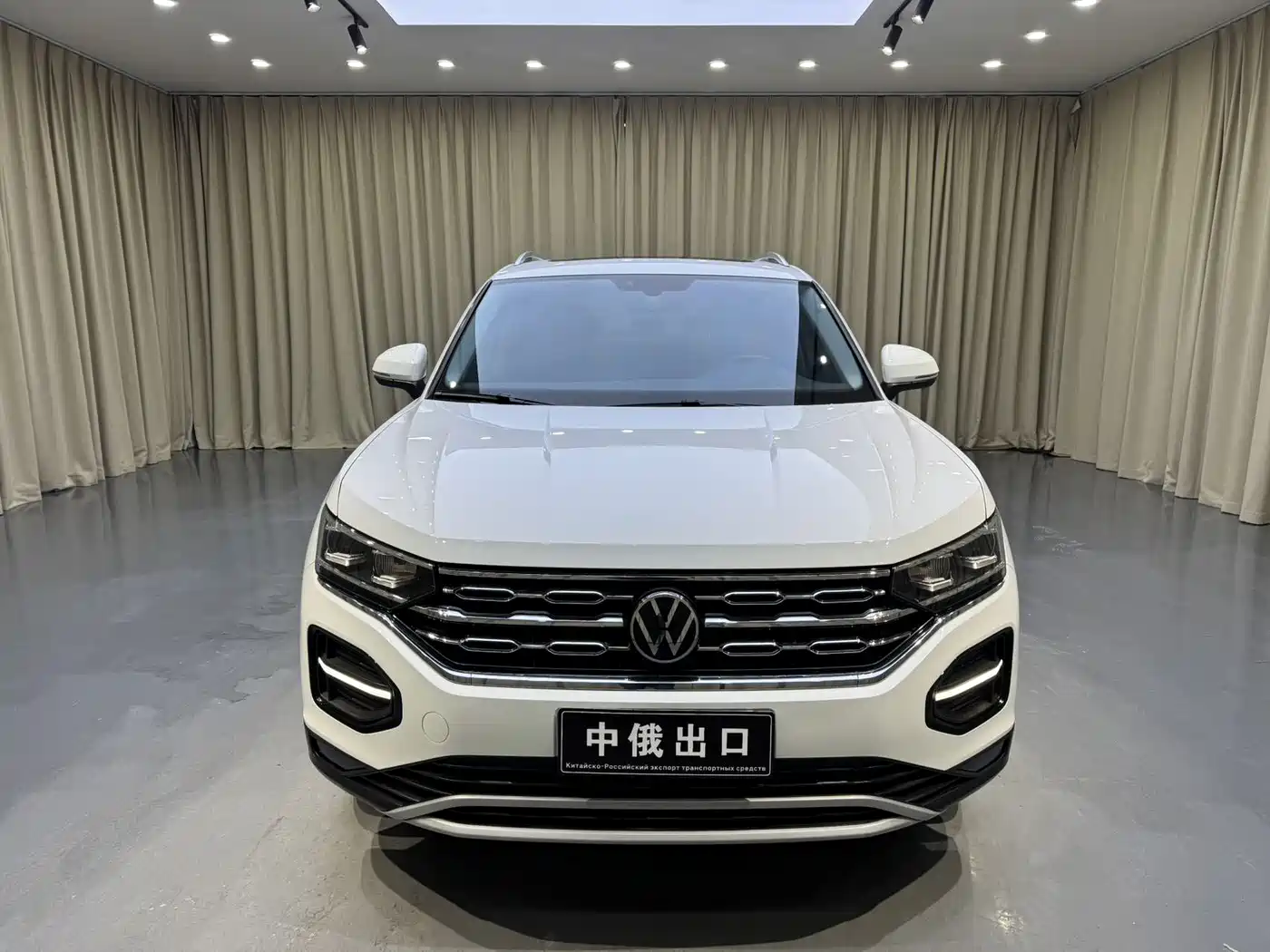 Volkswagen Tayron 2021 280TSI 2WD Luxury Smart Connect фото 2