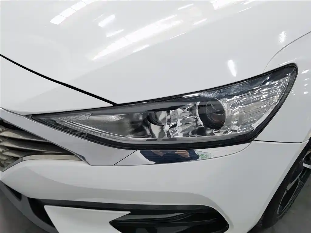 Hyundai Fista 2019 280TGDi Sport Edition China VI фото 7