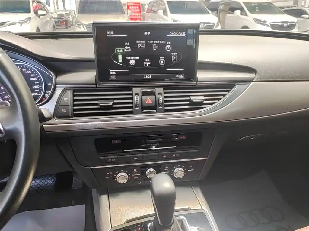 Audi A6L 2018 30th Anniversary 35 TFSI Fashion фото 13
