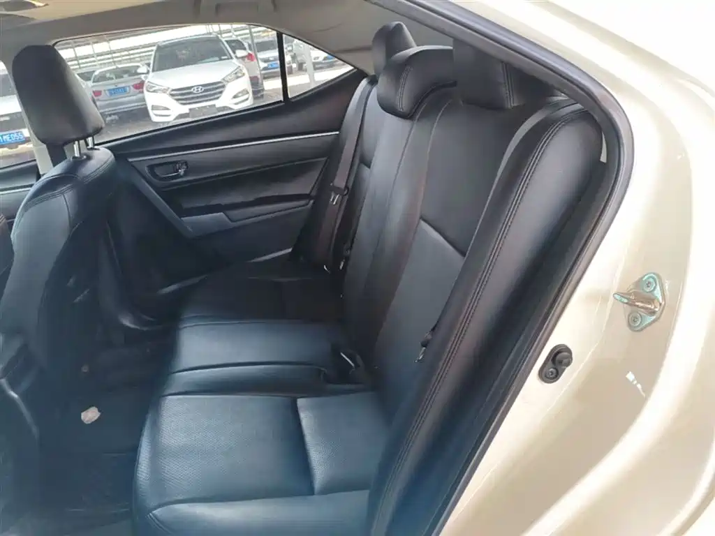 Toyota Levin 2014 1.6G CVT Elite Edition фото 17