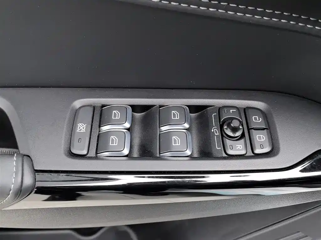 Lynk & Co 03 2022 1.5TD DCT Power Pro фото 9