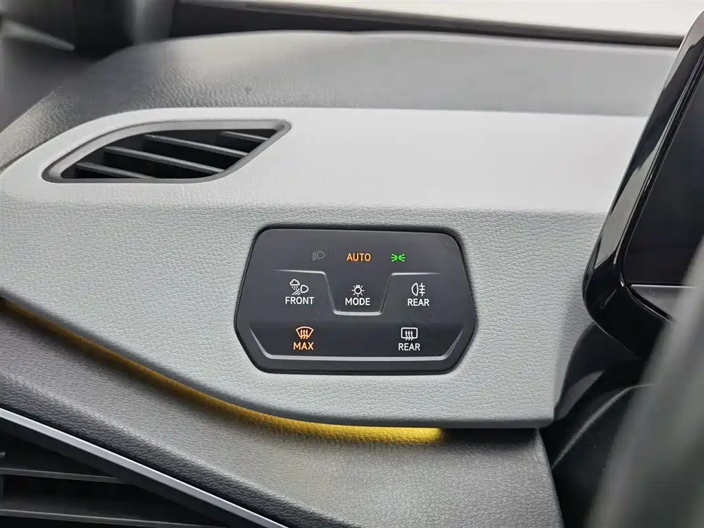 Volkswagen ID.3 2023 Ultimate Smart Edition фото 21