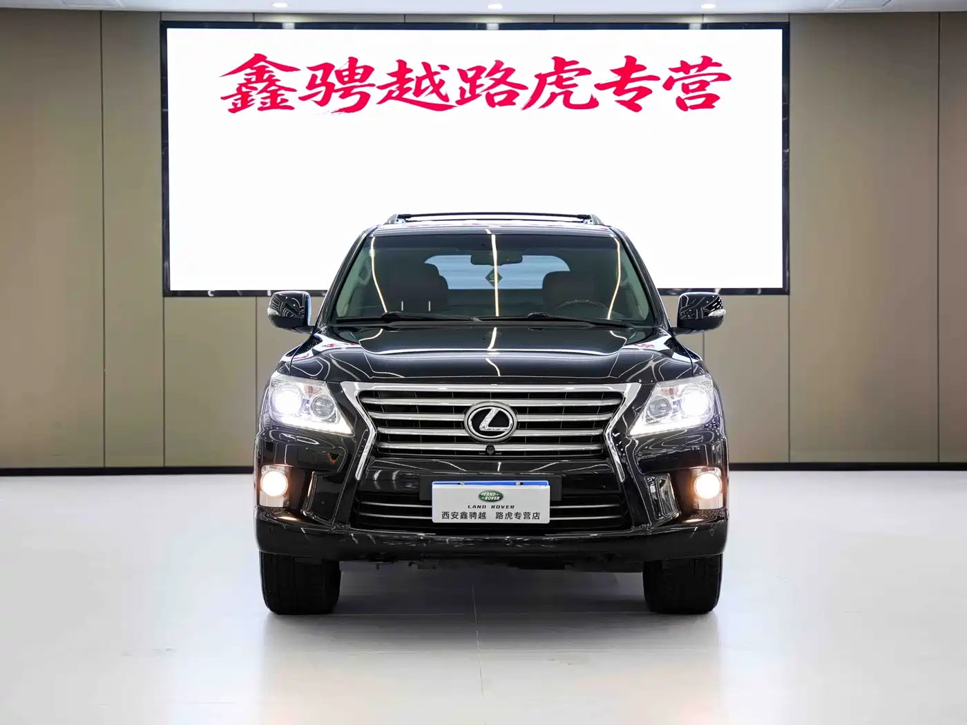 Lexus LX 2012 Model 570 фото 2