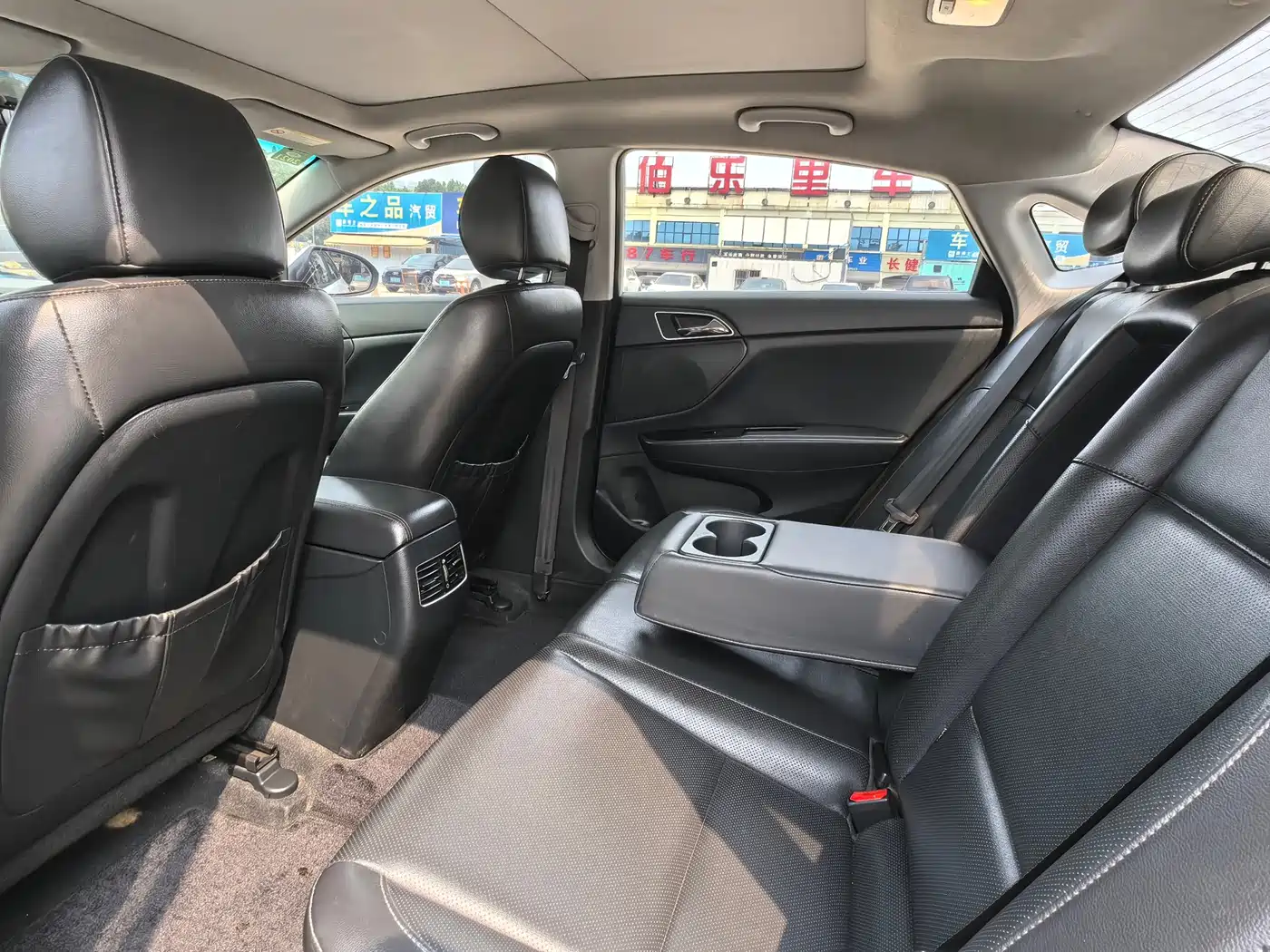 Hyundai Mistra 2014 1.8L Auto Smart GLS фото 5