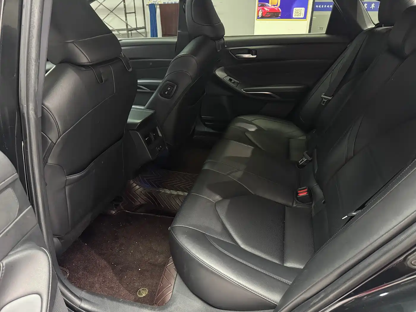 Toyota Avalon 2022 2.5L Luxury Edition фото 5