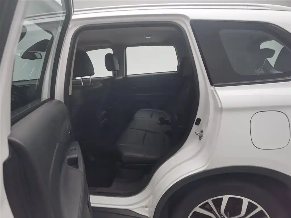 Mitsubishi Outlander 2018 2.0L 2WD Jiale Edition 7-seater фото 15