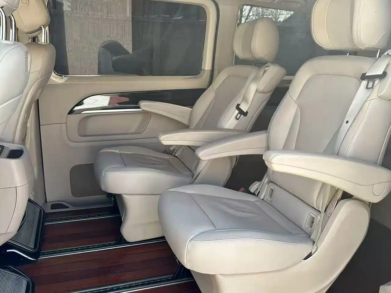 Mercedes-Benz V-Class 2018 V 260 Navigator Edition China VI фото 8