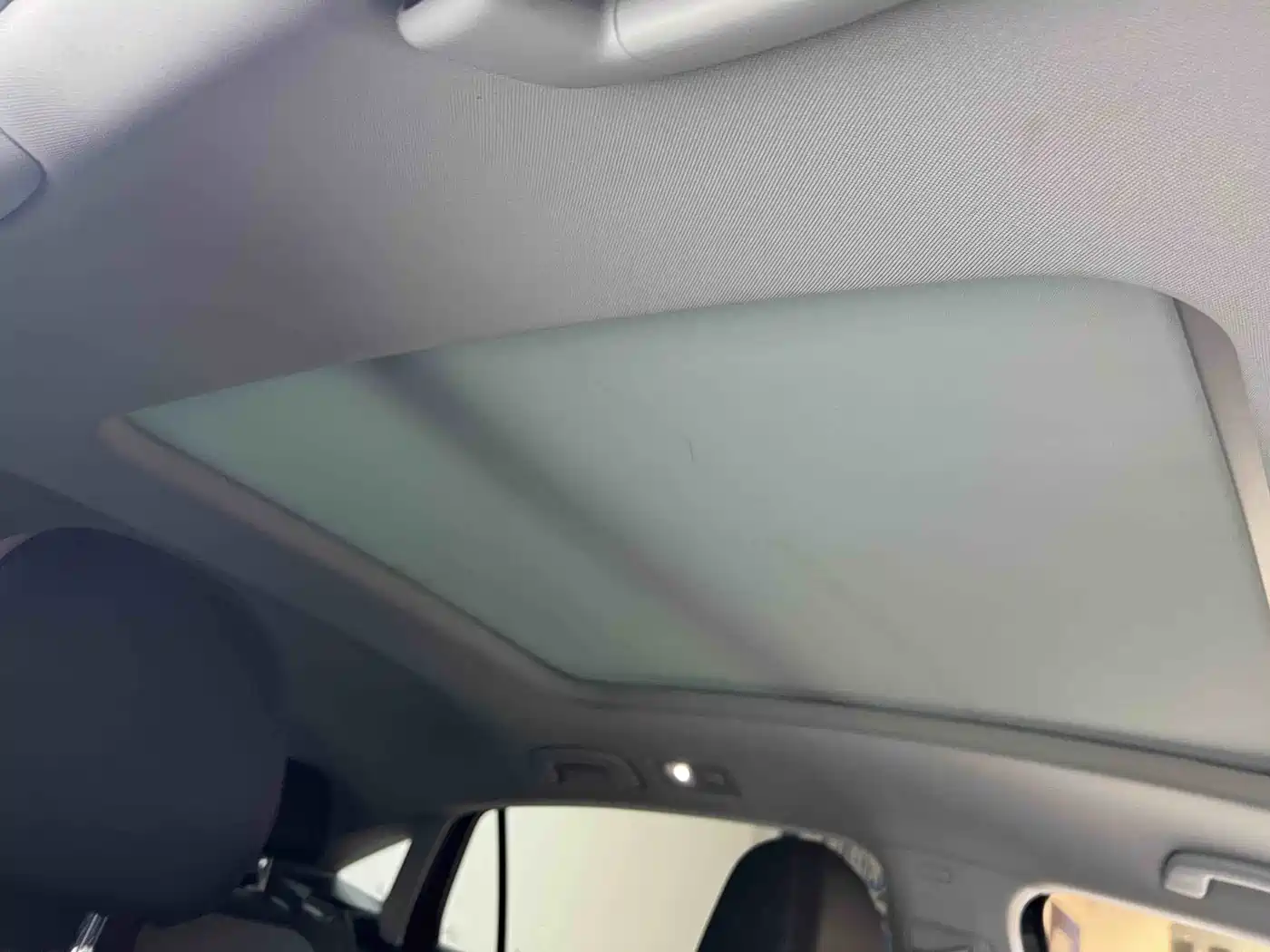 Volkswagen Tiguan X 2022 330TSI 2WD Premium Comfort Edition фото 20