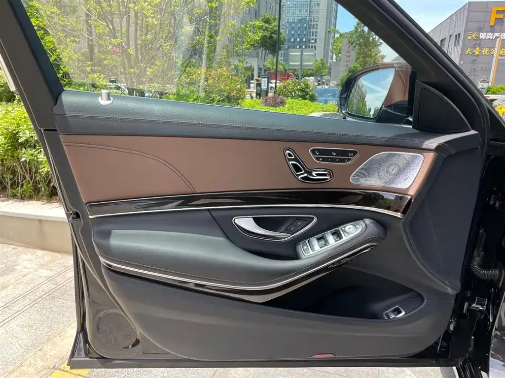 Mercedes-Benz Maybach S-Class 2018 S 450 4MATIC фото 9