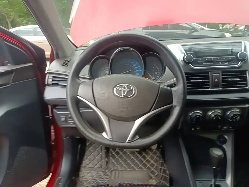 Toyota YARiS L Zhi Xuan 2015 2015 1.5E Auto Charming Edition