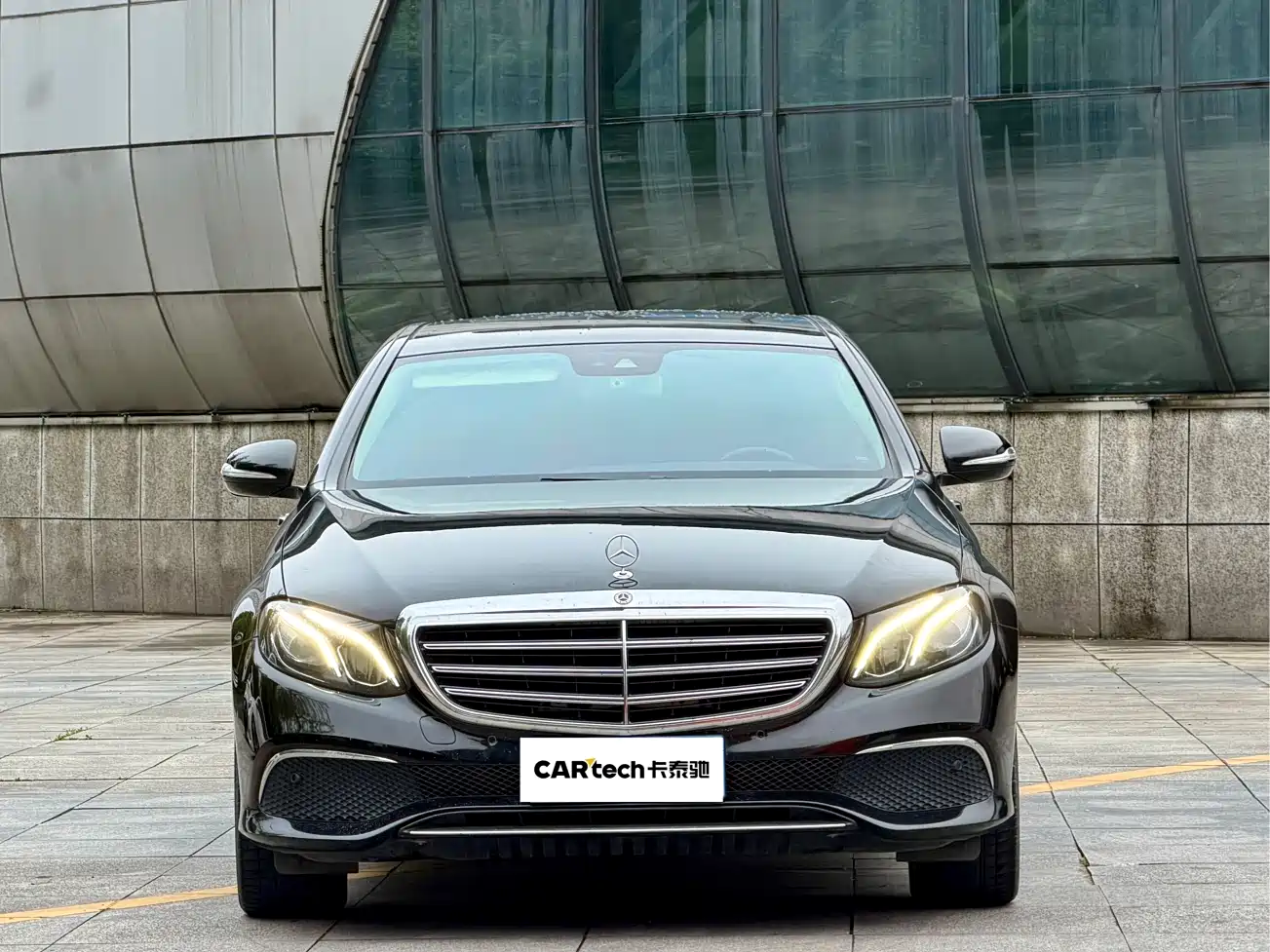 Mercedes-Benz E-Class 2016 E 200 L фото 2